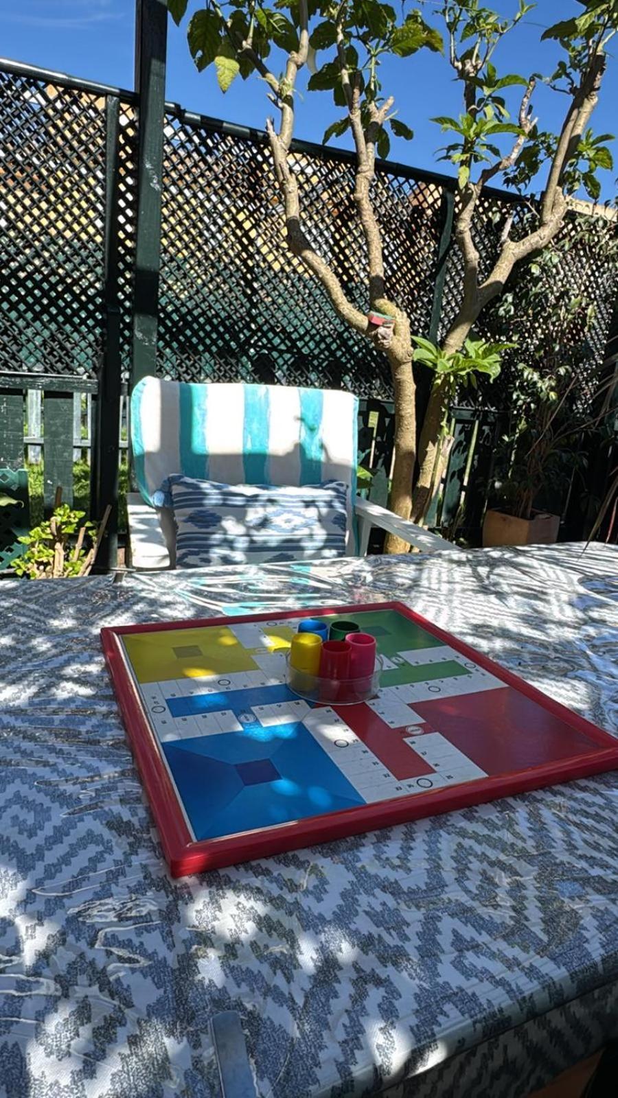 Casa Coqueta Con Jardin